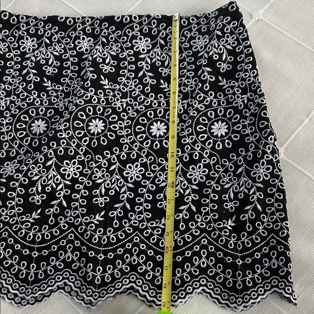 LOFT Black and White Patterned Mini Skirt - Picture 7 of 8